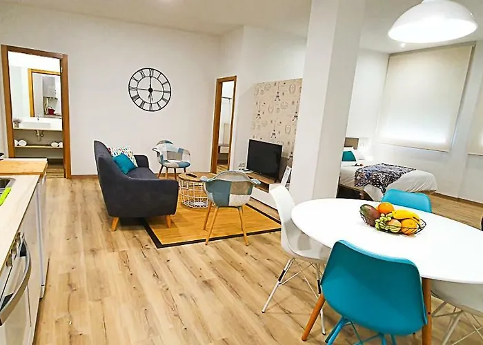 アパート Antares 2