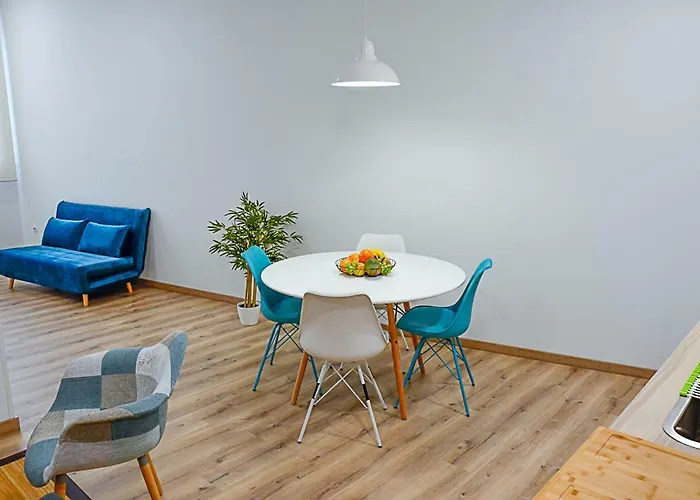 Antares 2 アパート *