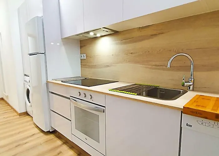 Antares 2 アパート *