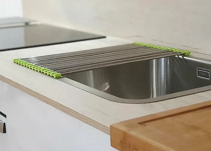 Antares 2 アパート ミヤドイロ